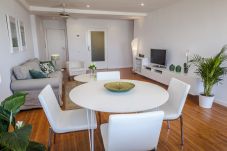 Apartamento en Playa de Gandía - Apartamento con vista al mar ubicado en la playa. Moderna decoración!
