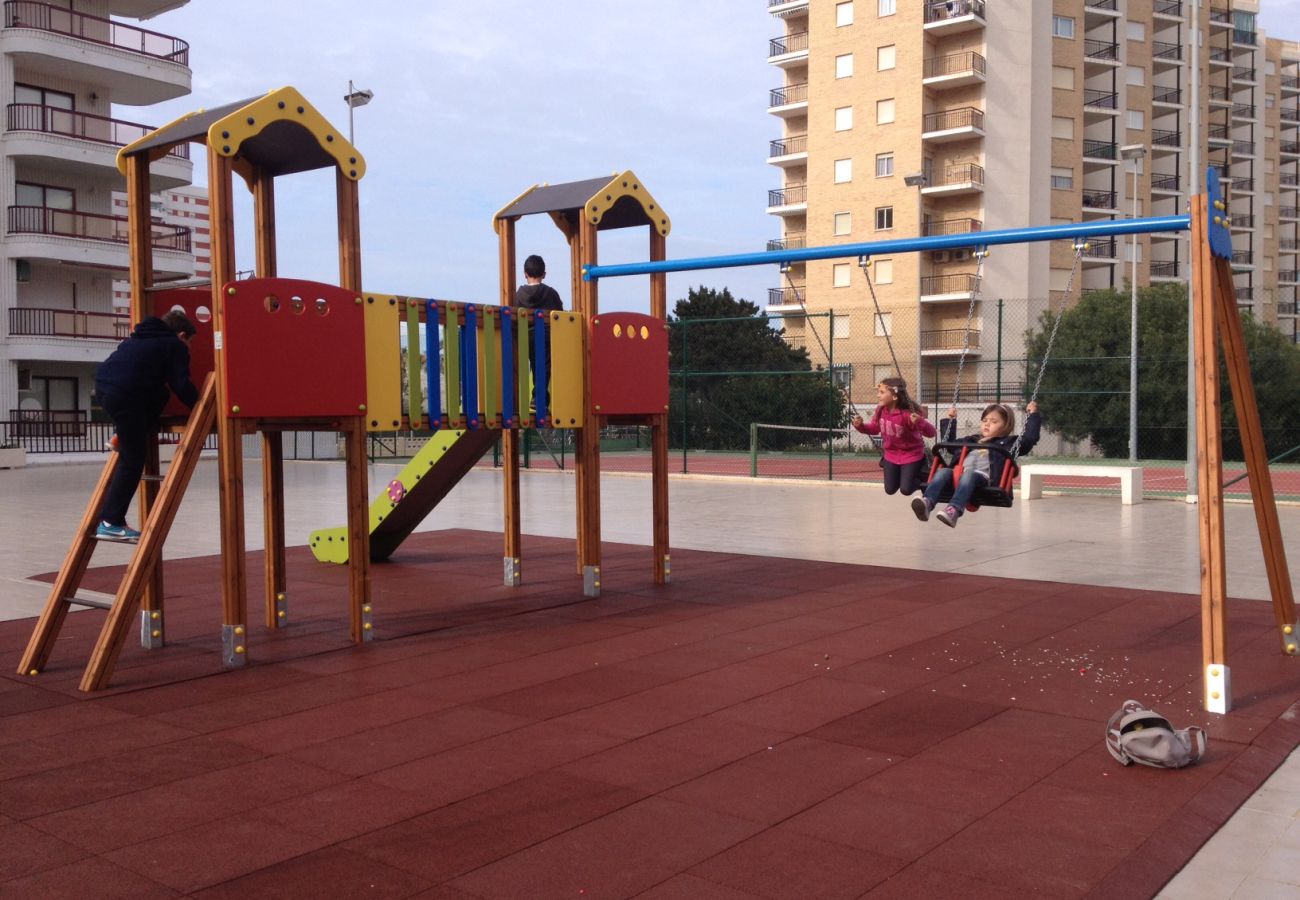 Apartamento en Playa de Gandía - Bonita propiedad de 3 dormitorios. Piscina. TV satelite. Wifi-ALQUILER SOLO FAMILIAS