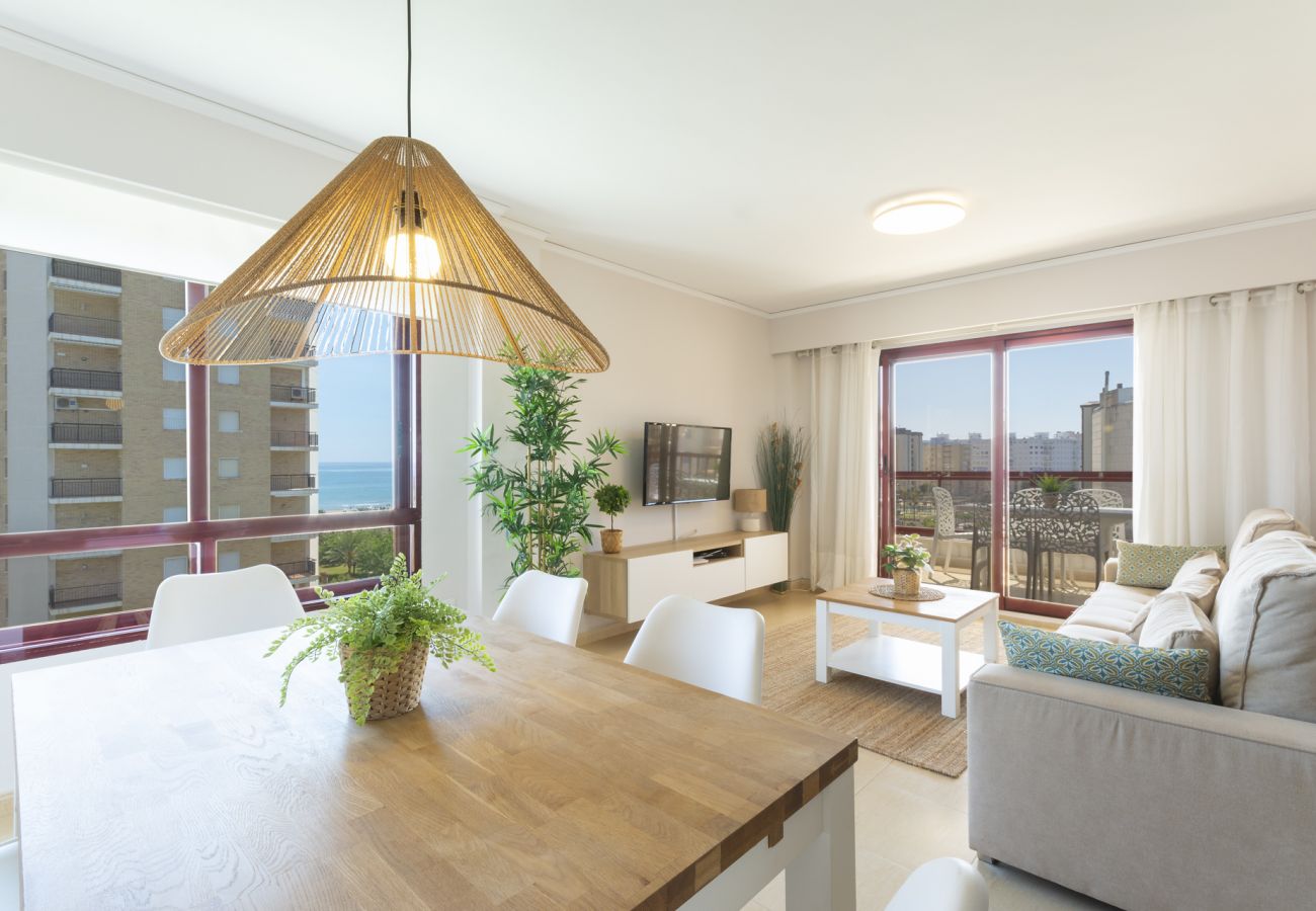 Apartamento en Playa de Gandía - Bonita propiedad de 3 dormitorios. Piscina. TV satelite. Wifi-ALQUILER SOLO FAMILIAS