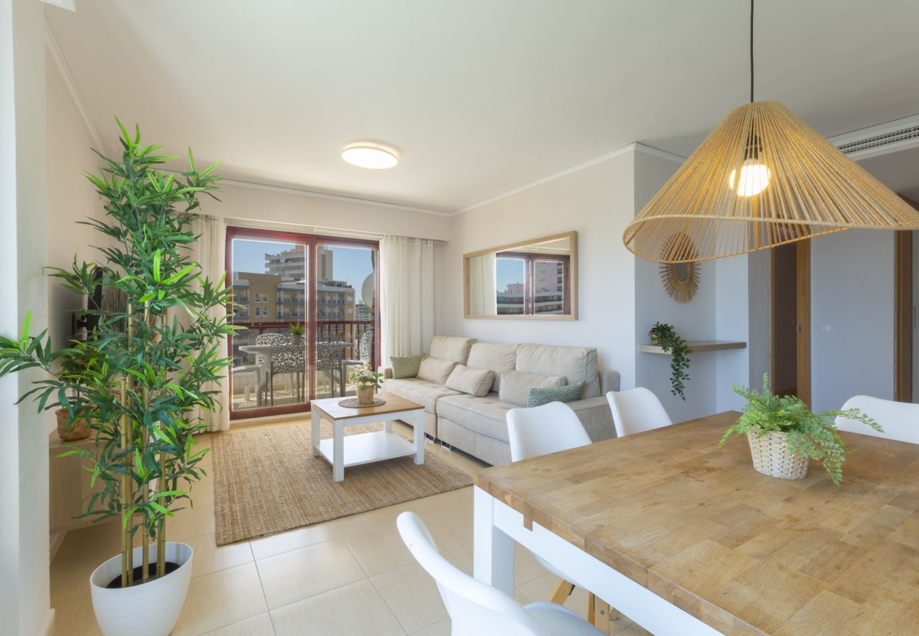 Apartamento en Playa de Gandía - Bonita propiedad de 3 dormitorios. Piscina. TV satelite. Wifi-ALQUILER SOLO FAMILIAS