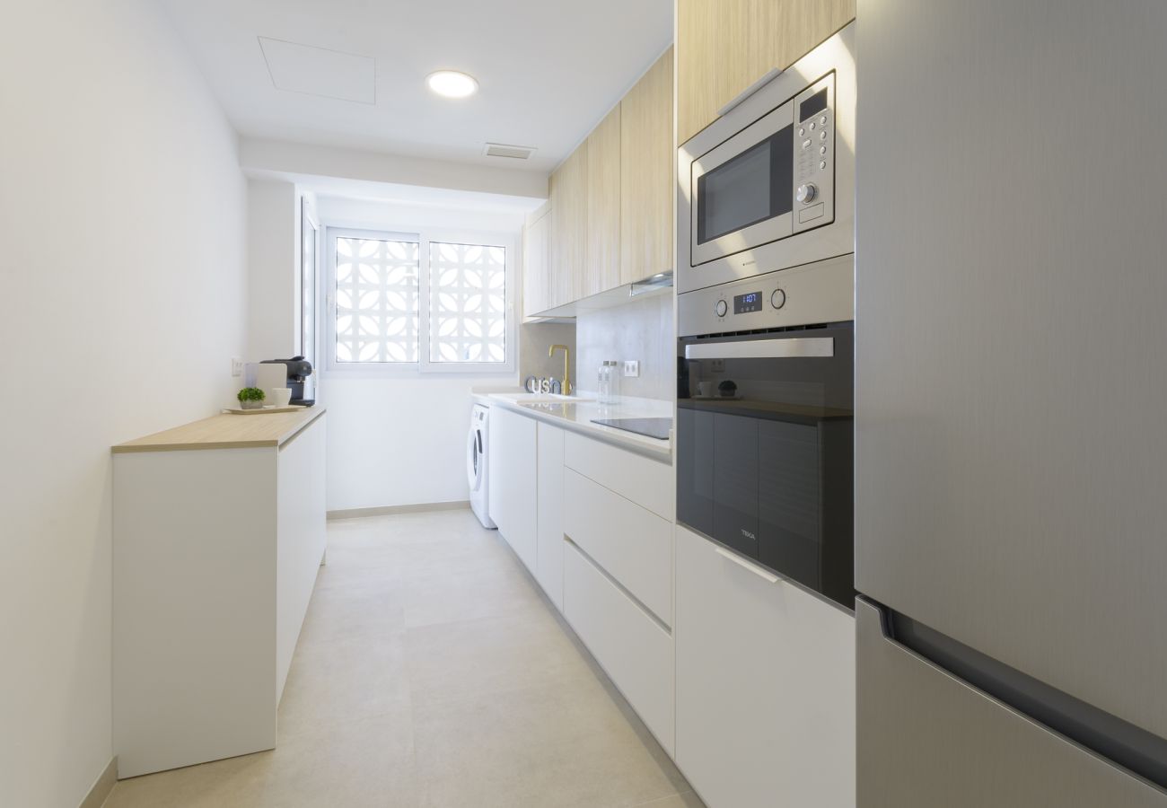 Apartamento en Playa de Gandía - Fabuloso apartamento en 1ª línea de playa. SOLO FAMILIAS