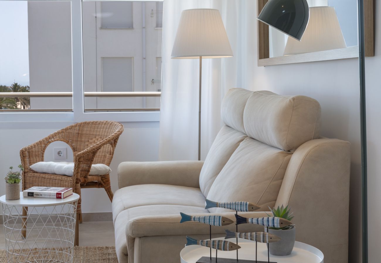 Apartamento en Playa de Gandía - Fabuloso apartamento en 1ª línea de playa. SOLO FAMILIAS