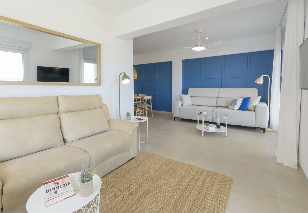 Apartamento en Playa de Gandía - Fabuloso apartamento en 1ª línea de playa. SOLO FAMILIAS