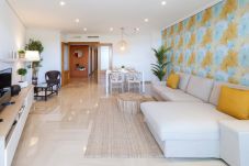 apartamento lujo primera línea playa Gandia amplia terraza wifi