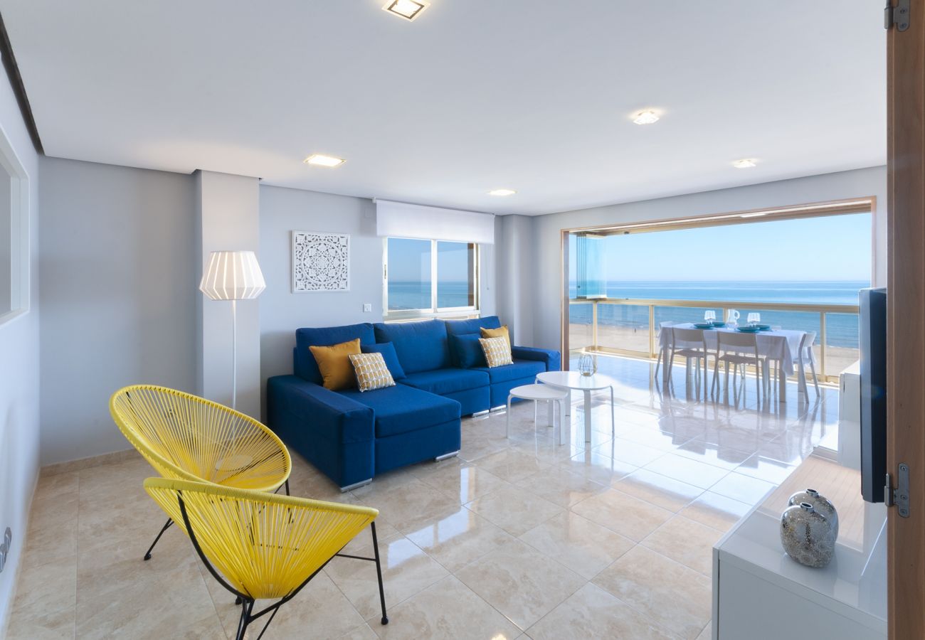 Apartamento en Playa de Gandía - Increíble apartamento de 3 dormitorios frente al mar-ALQUILER SOLO FAMILIAS Apartamento en Playa de Gandía - Increíble apartamento de 3 dormitorios frente al mar-ALQUILER SOLO FAMILIAS