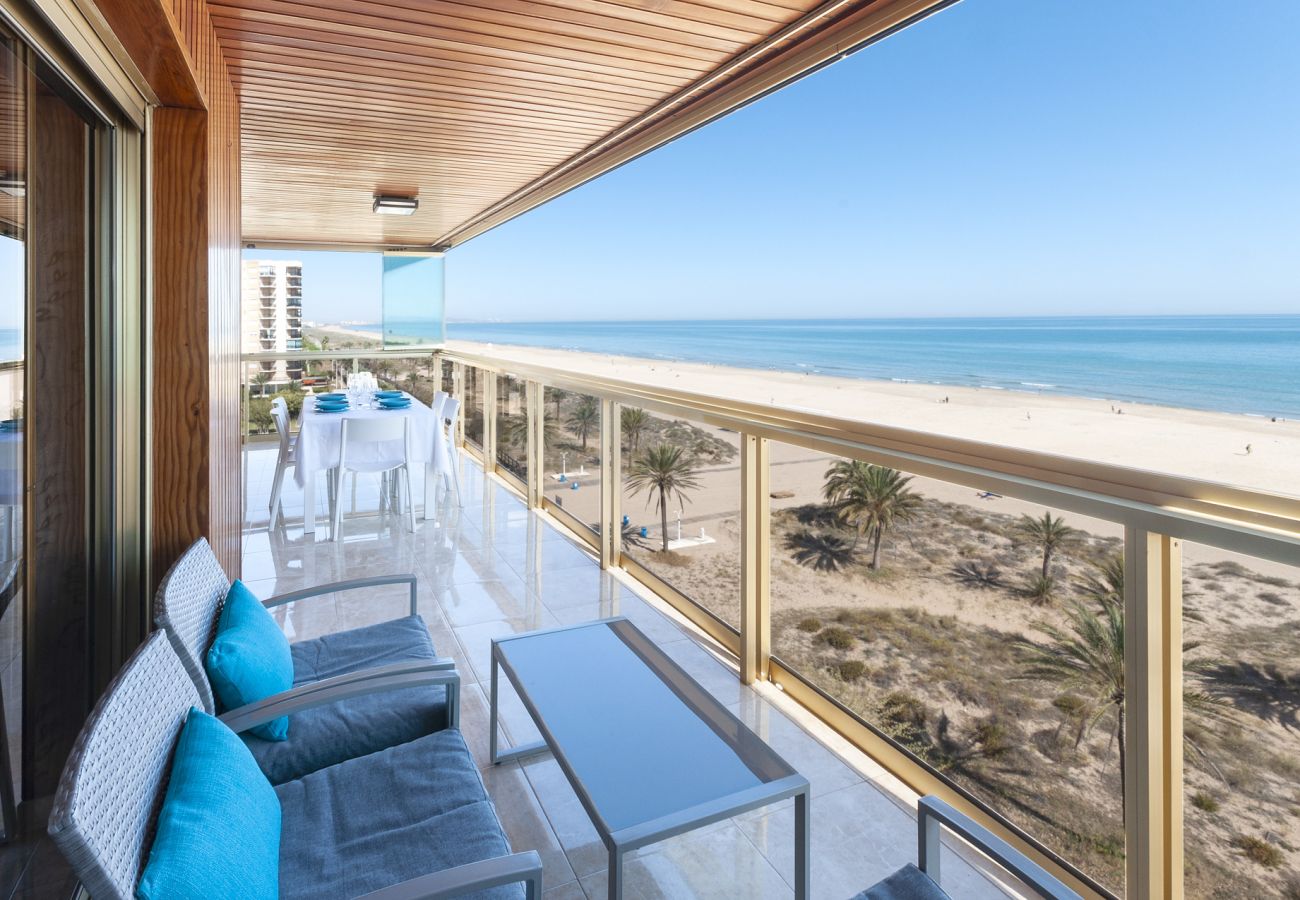 Apartamento en Playa de Gandía - Increíble apartamento de 3 dormitorios frente al mar-ALQUILER SOLO FAMILIAS Apartamento en Playa de Gandía - Increíble apartamento de 3 dormitorios frente al mar-ALQUILER SOLO FAMILIAS