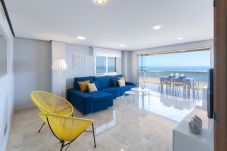 Apartamento en Playa de Gandía - Increíble apartamento de 3 dormitorios frente al mar-ALQUILER SOLO FAMILIAS