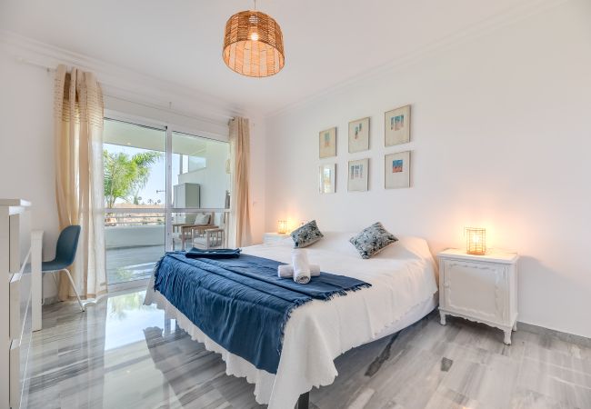 Apartamento en San Pedro de Alcántara - Apartamento de 3 dormitorios a 200 m de la playa Apartamento en San Pedro de Alcántara - Apartamento de 3 dormitorios a 200 m de la playa
