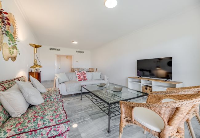Apartamento en San Pedro de Alcántara - Apartamento de 3 dormitorios a 200 m de la playa Apartamento en San Pedro de Alcántara - Apartamento de 3 dormitorios a 200 m de la playa
