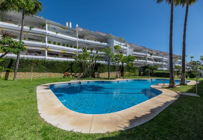 Apartamento en San Pedro de Alcántara - Apartamento de 3 dormitorios a 200 m de la playa Apartamento en San Pedro de Alcántara - Apartamento de 3 dormitorios a 200 m de la playa