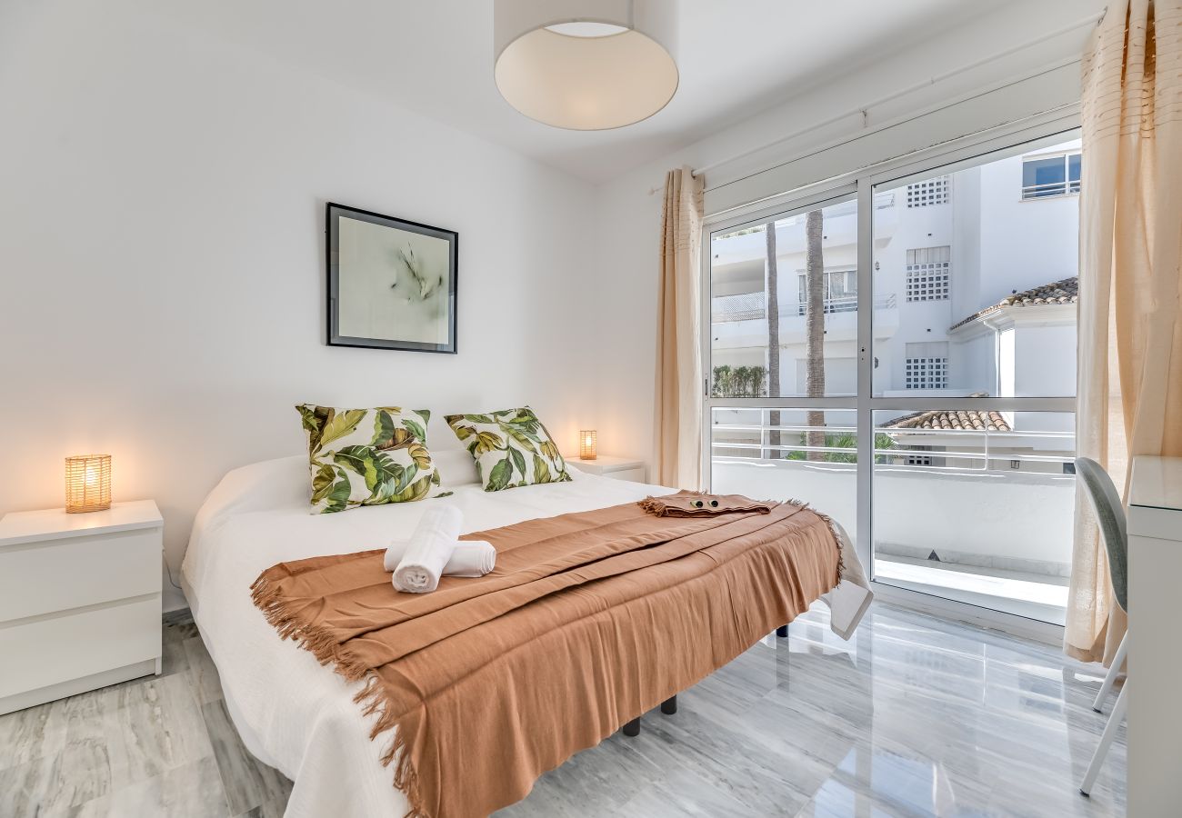Apartamento en San Pedro de Alcántara - Apartamento de 3 dormitorios a 200 m de la playa Apartamento en San Pedro de Alcántara - Apartamento de 3 dormitorios a 200 m de la playa