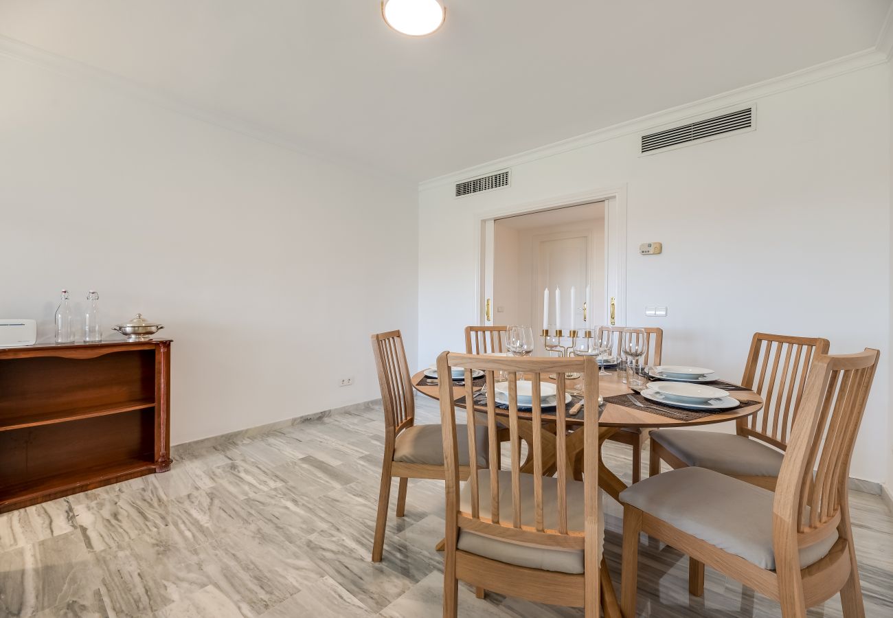 Apartamento en San Pedro de Alcántara - Apartamento de 3 dormitorios a 200 m de la playa Apartamento en San Pedro de Alcántara - Apartamento de 3 dormitorios a 200 m de la playa