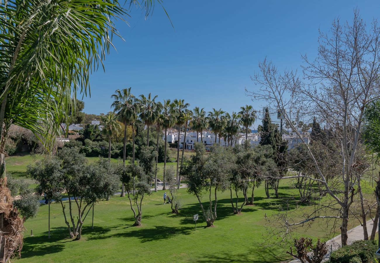 Apartamento en San Pedro de Alcántara - Apartamento de 3 dormitorios a 200 m de la playa Apartamento en San Pedro de Alcántara - Apartamento de 3 dormitorios a 200 m de la playa