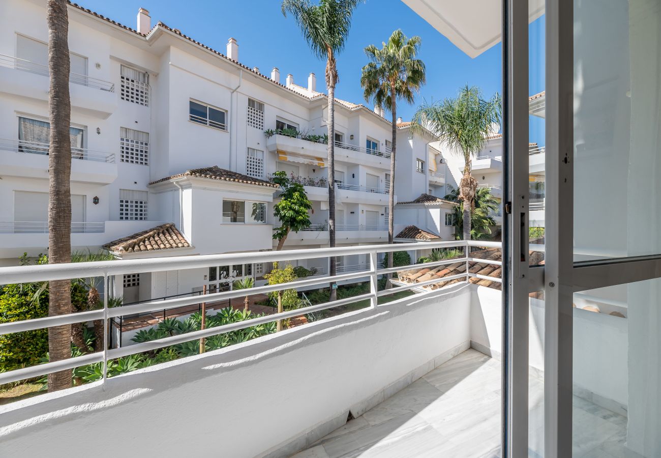 Apartamento en San Pedro de Alcántara - Apartamento de 3 dormitorios a 200 m de la playa Apartamento en San Pedro de Alcántara - Apartamento de 3 dormitorios a 200 m de la playa