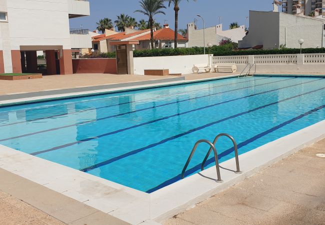 Apartamento en Playa de Gandía - Apartamento frente a la playa para familias en Gandía-ALQUILER SOLO FAMILIAS Apartamento en Playa de Gandía - Apartamento frente a la playa para familias en Gandía-ALQUILER SOLO FAMILIAS