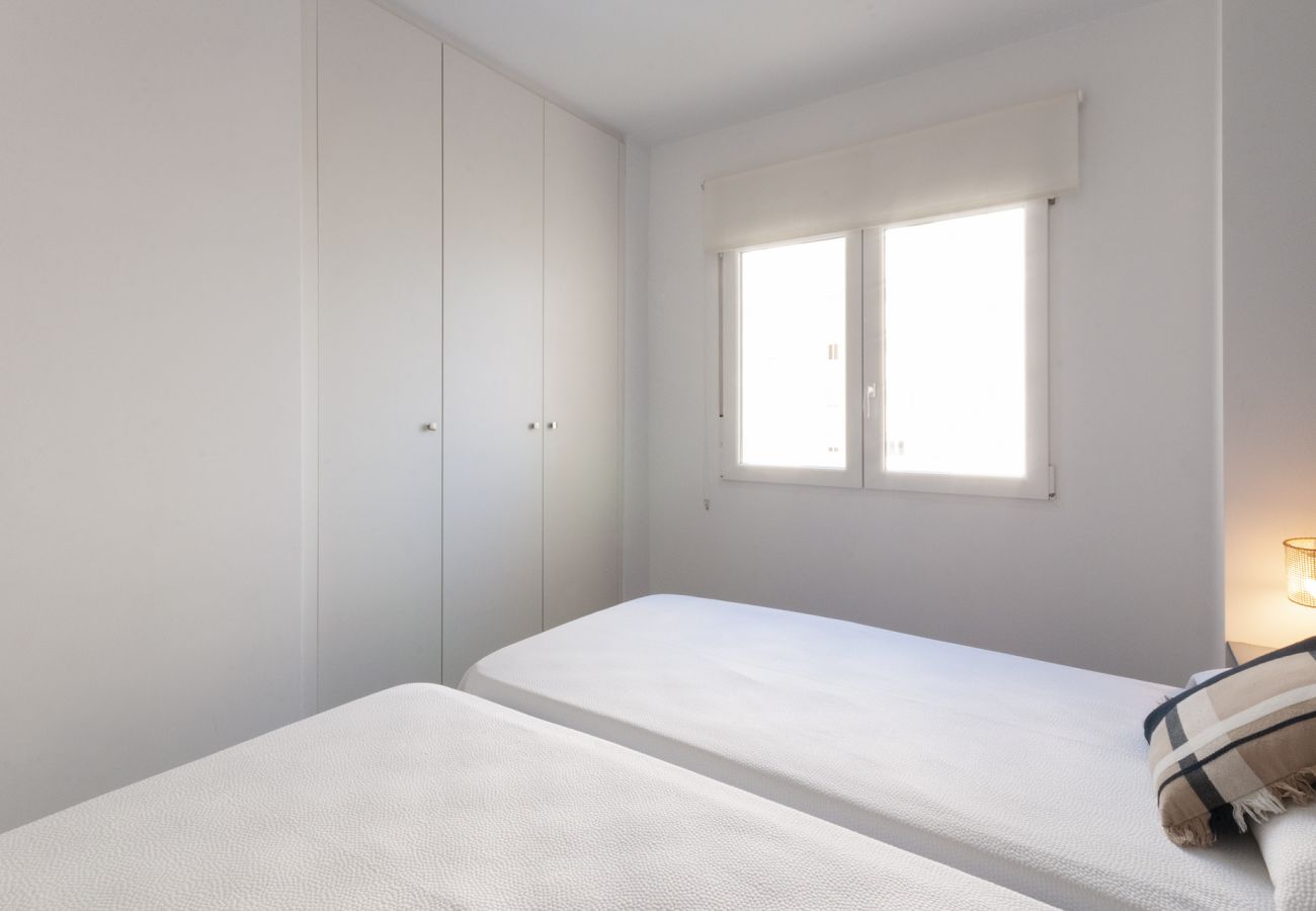 Apartamento en Playa de Gandía - Apartamento frente a la playa para familias en Gandía-ALQUILER SOLO FAMILIAS Apartamento en Playa de Gandía - Apartamento frente a la playa para familias en Gandía-ALQUILER SOLO FAMILIAS