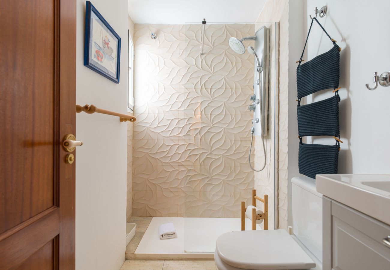 Apartamento en Las Palmas de Gran Canaria - Quiet behind the beach By CanariasGetaway 