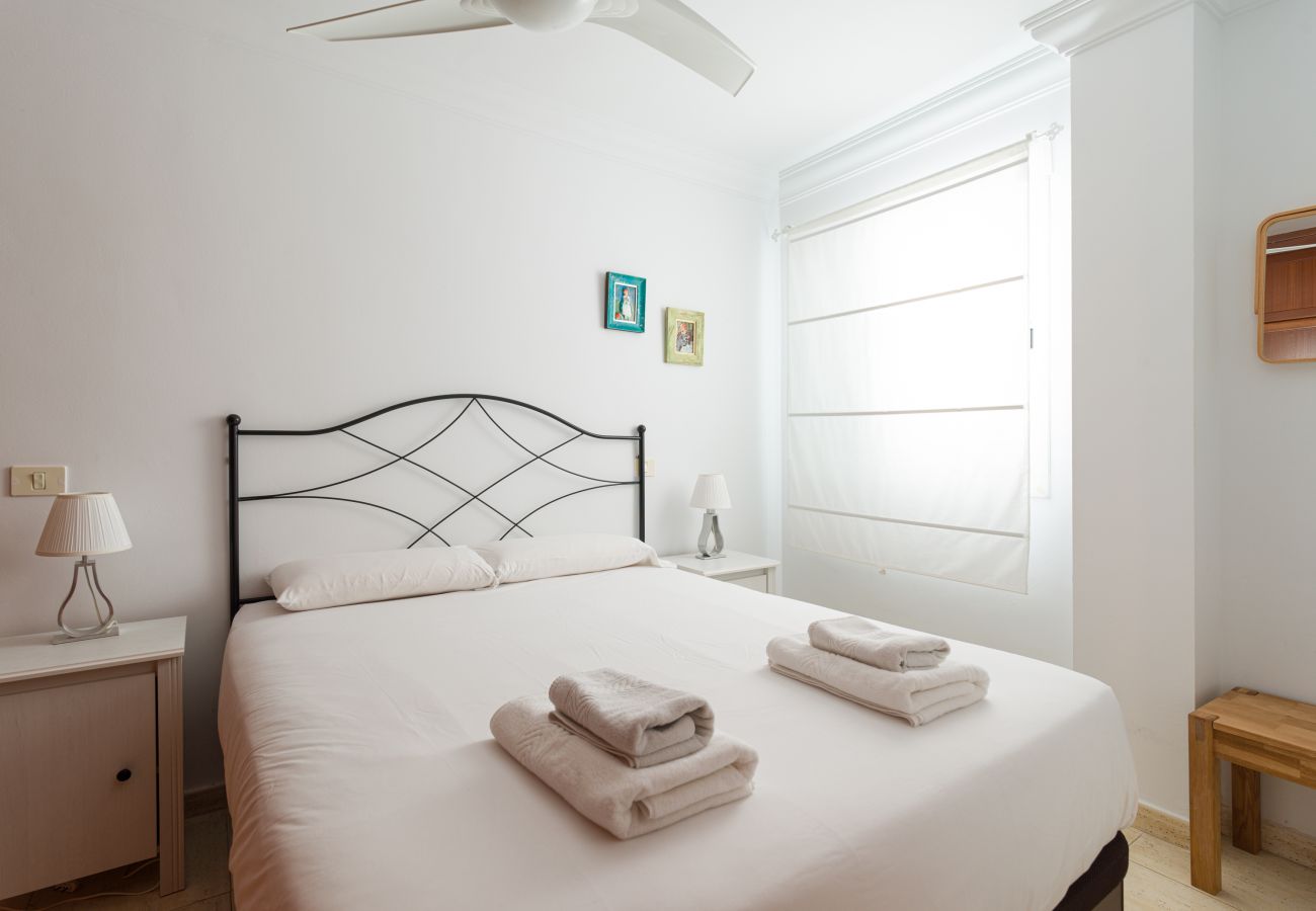 Apartamento en Las Palmas de Gran Canaria - Quiet behind the beach By CanariasGetaway 