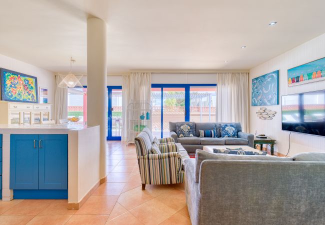 Villa en Corralejo -  Long Beach with pool By CanariasGetaway  Villa en Corralejo -  Long Beach with pool By CanariasGetaway