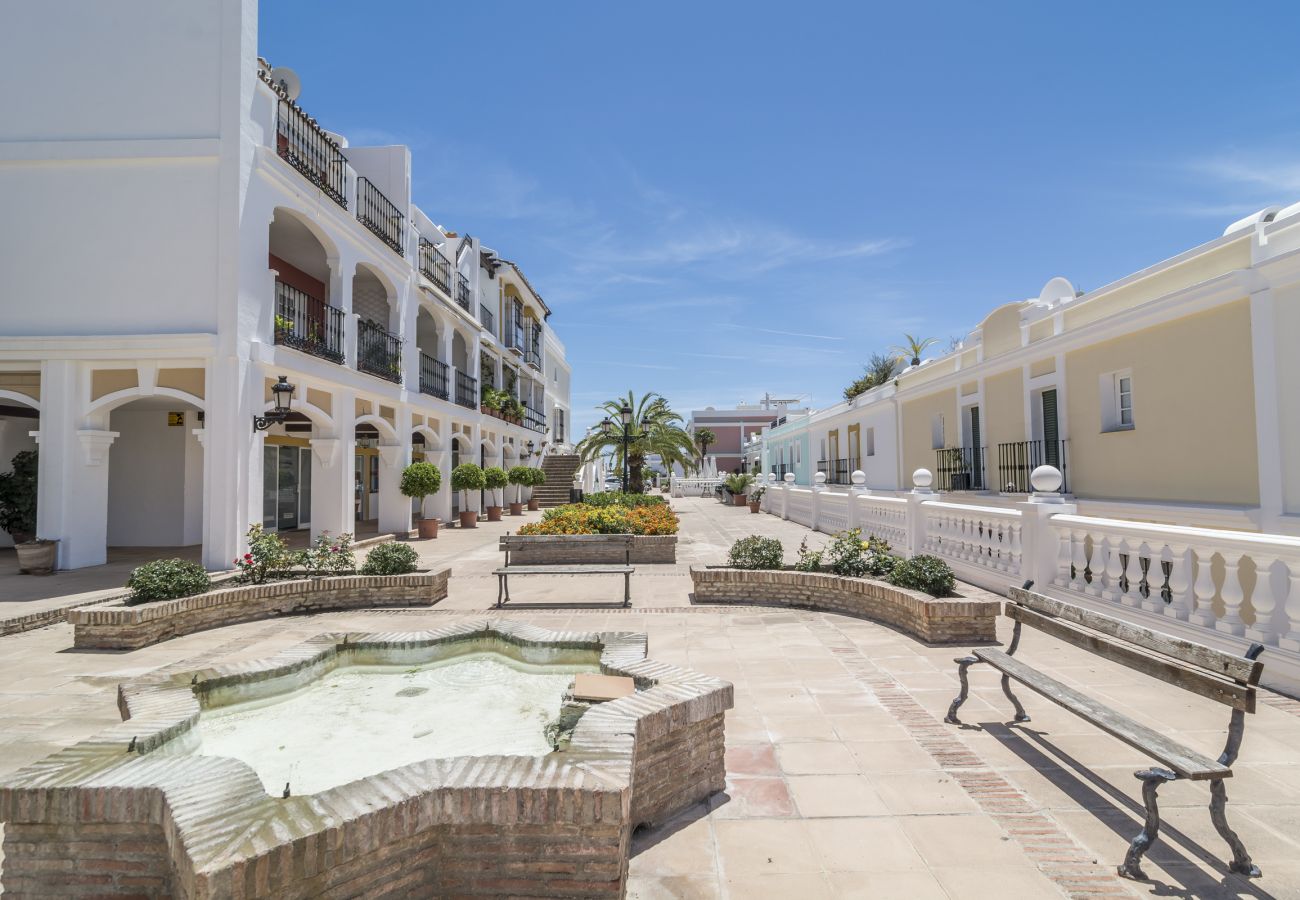 Adosado de 3 dormitorios con terraza en Aloha Pueblo Exterior de casa adosada de 3 dormitorios con terraza en Aloha Pueblo