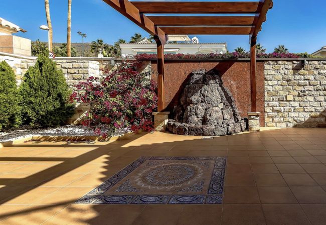 Villa en Adeje - Serenity by the Green Villa en Adeje - Serenity by the Green