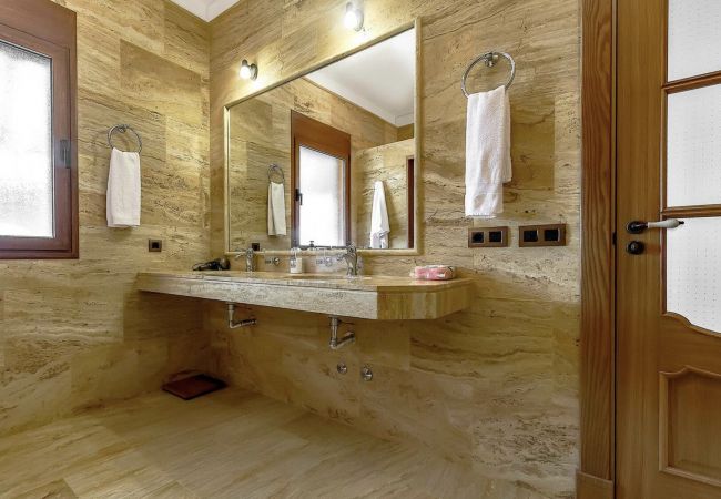 Villa en Adeje - Serenity by the Green Villa en Adeje - Serenity by the Green