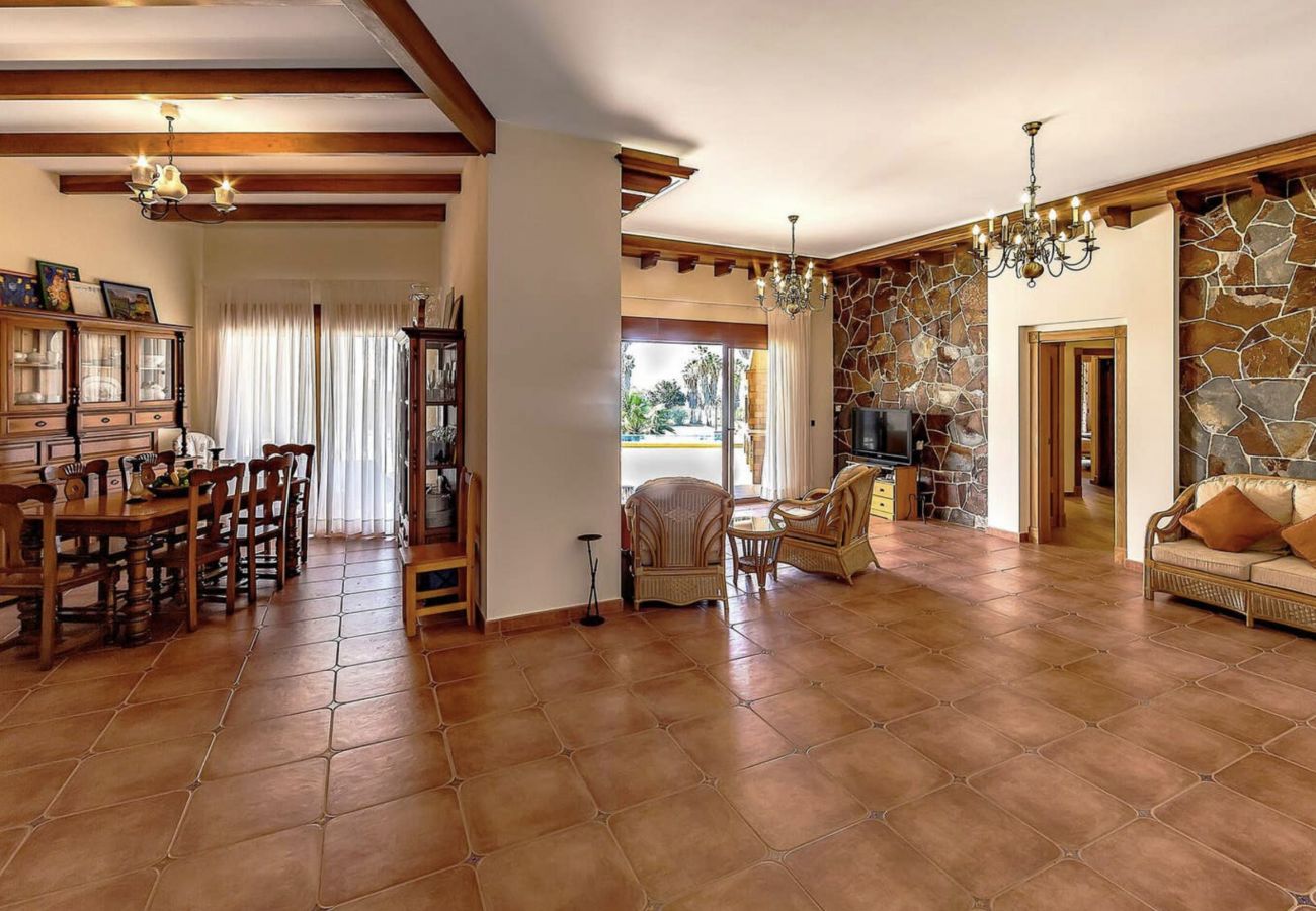 Villa en Adeje - Serenity by the Green