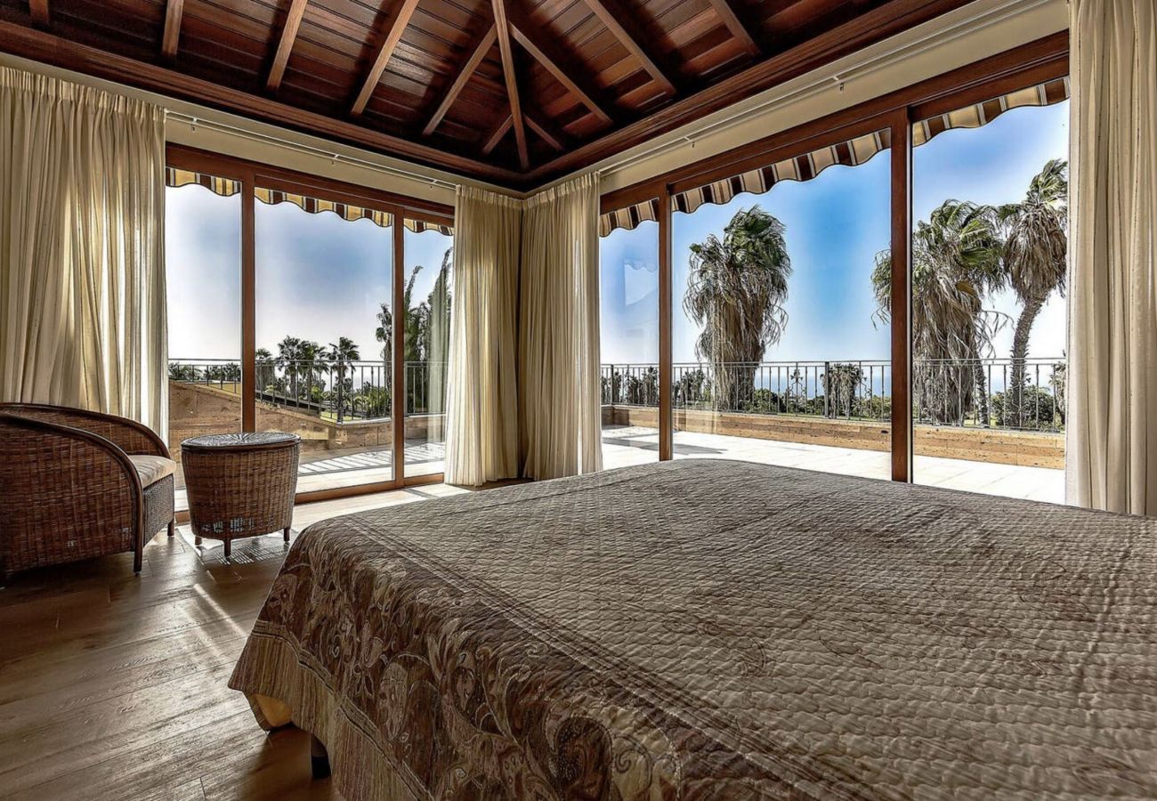 Villa en Adeje - Serenity by the Green