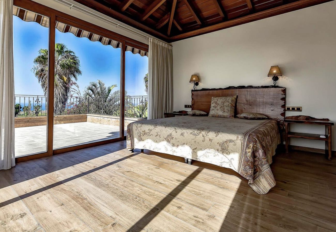 Villa en Adeje - Serenity by the Green