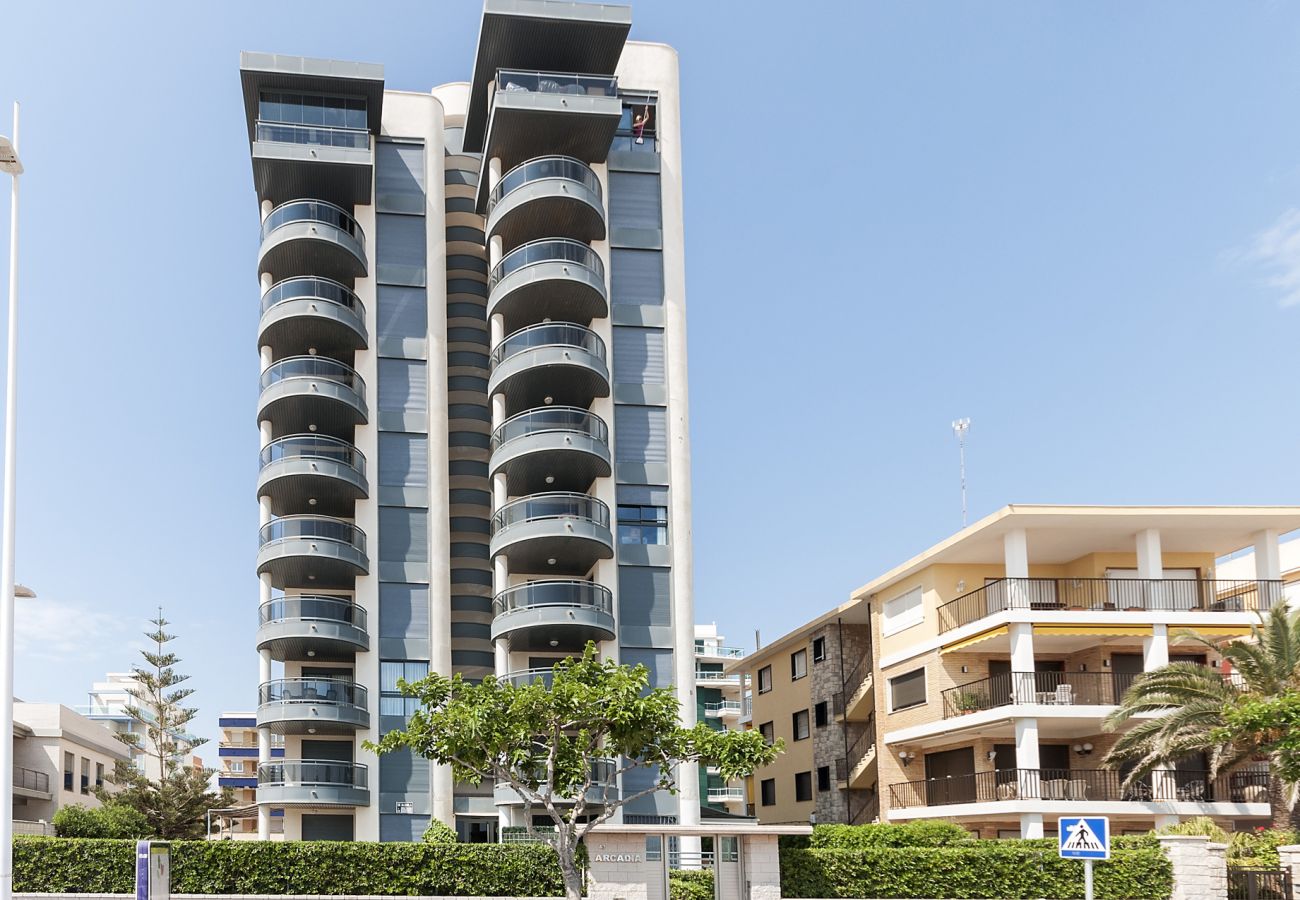 Apartamento en Playa de Gandía - Frente al mar con impresionantes vistas de la puesta de sol! Recien decorado !!-ALQUILER SOLO FAMILIAS