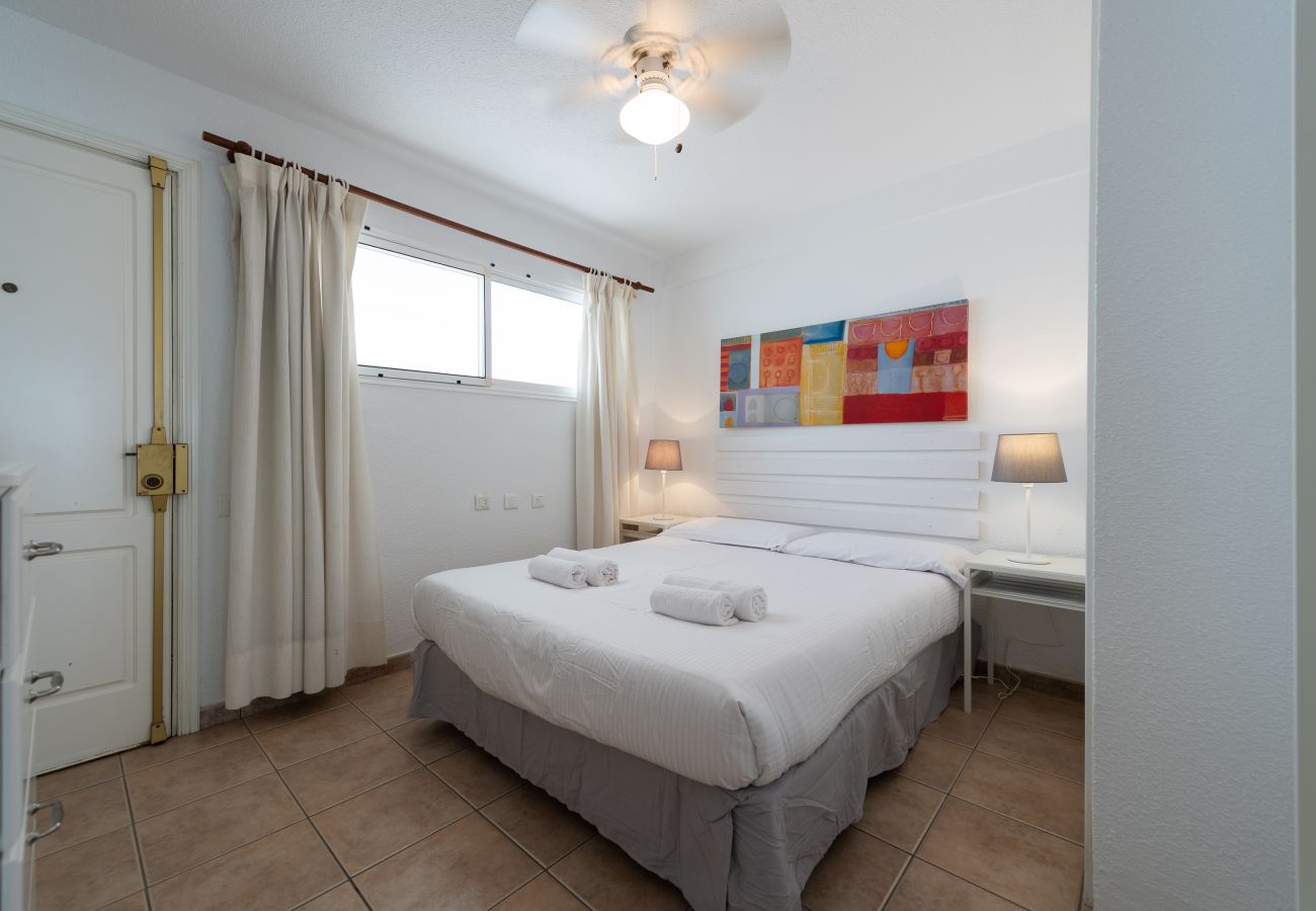Apartamento en San Bartolomé de Tirajana - Las Adelfas South Beach 2 by CanariasGetaway