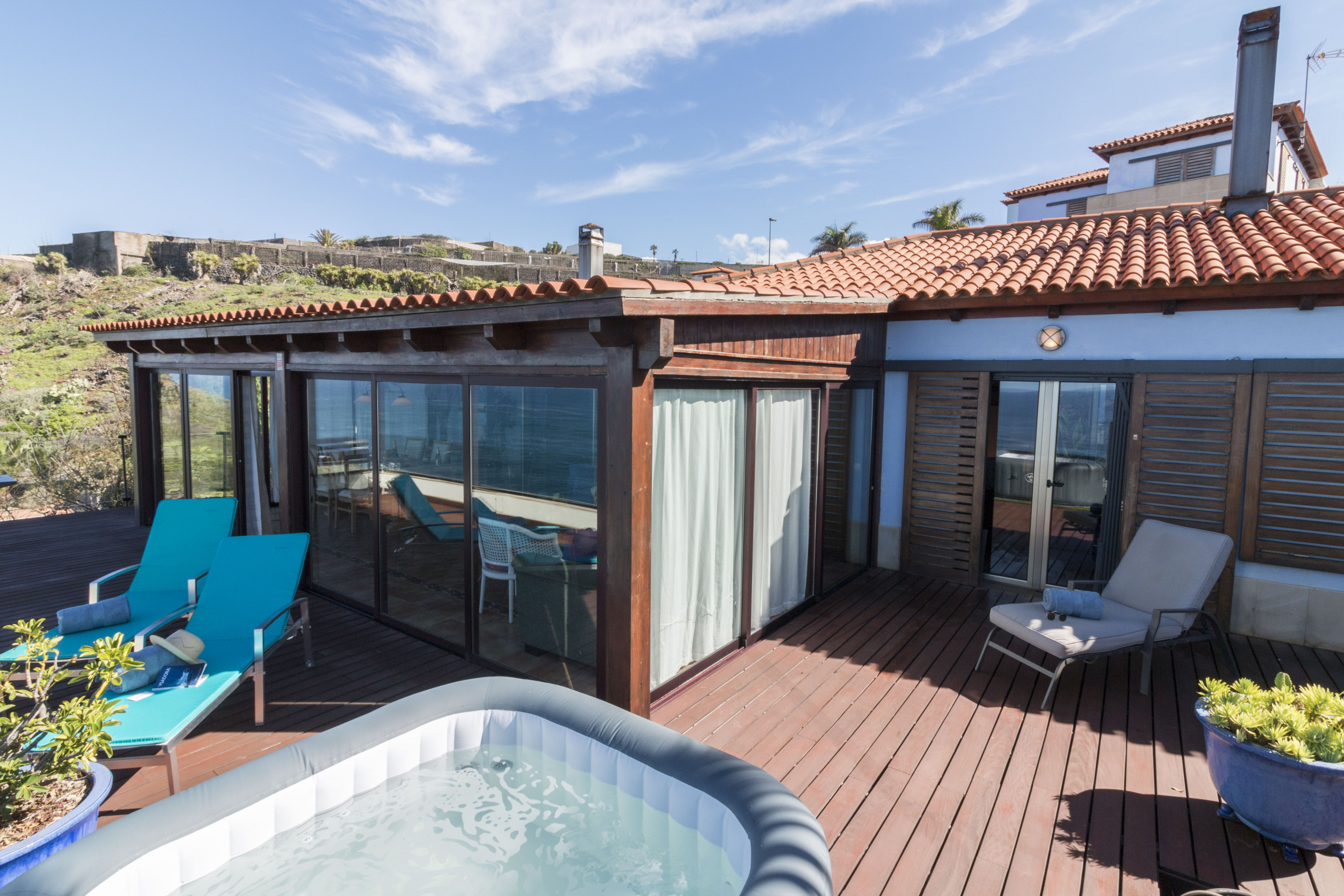 VILLA SORPRESA EN FRENTE DEL MAR