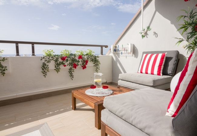 Apartamento en Bajamar - HomeForGuest APT CON VISTAS MAR, BARBACOA, GIMNASIO Apartamento en Bajamar - HomeForGuest APT CON VISTAS MAR, BARBACOA, GIMNASIO