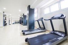 Apartamento en Bajamar - HomeForGuest APT CON VISTAS MAR, BARBACOA, GIMNASIO