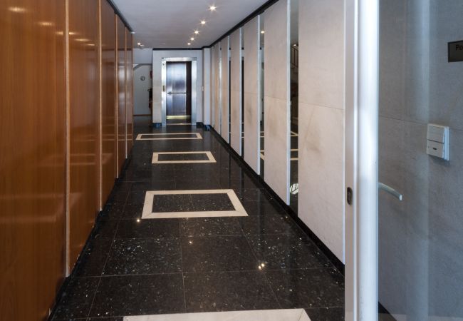 Apartamento en Playa de Gandía - Estilo moderno, frontal al mar, con wifi alta velocidad FIBRA 150MBS, y A/C-ALQUILER SOLO FAMILIAS Apartamento en Playa de Gandía - Estilo moderno, frontal al mar, con wifi alta velocidad FIBRA 150MBS, y A/C-ALQUILER SOLO FAMILIAS