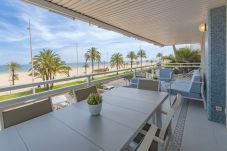 Apartamento en Playa de Gandía - Impresionante Apartamento reformado frontal al mar, WIFI FIBRA 150MBS, y A/C AG TURQUESA 2A Premium-ALQUILER SOLO FAMILIAS