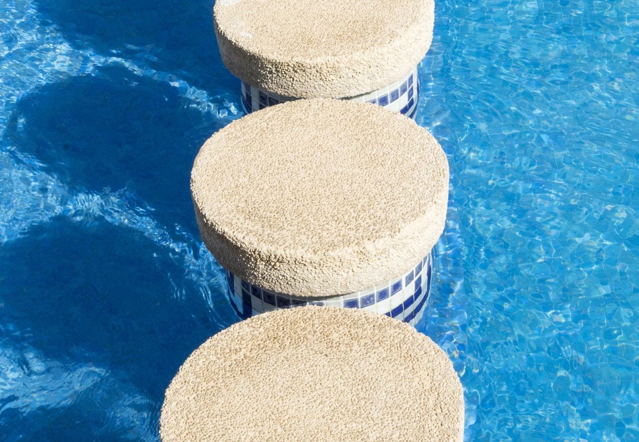 Apartamento en Playa de Gandía - Acogedor con estilo mediterráneo, a pocos metros de la playa. A/A y wifi gratis. Terraza con vistas al mar-ALQUILER SOLO FAMILIAS