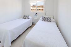 Apartamento en Playa de Gandía - Fabuloso, con encanto, a pocos metros de la playa. A/A y wifi gratis. -ALQUILER SOLO FAMILIAS