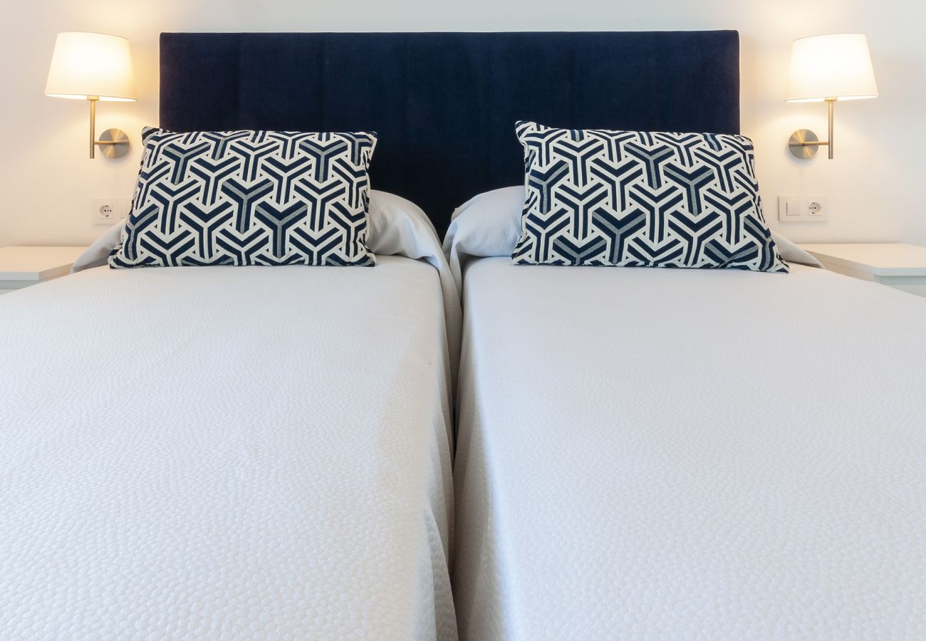 Apartamento en Playa de Gandía - Espectacular apartamento con increíbles vistas. Reformado.-ALQUILER SOLO FAMILIAS