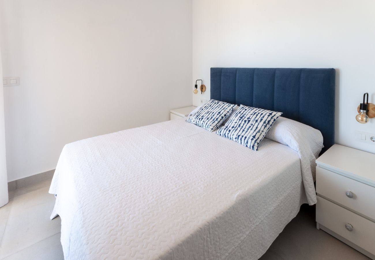 Apartamento en Playa de Gandía - Espectacular apartamento con increíbles vistas. Reformado.-ALQUILER SOLO FAMILIAS