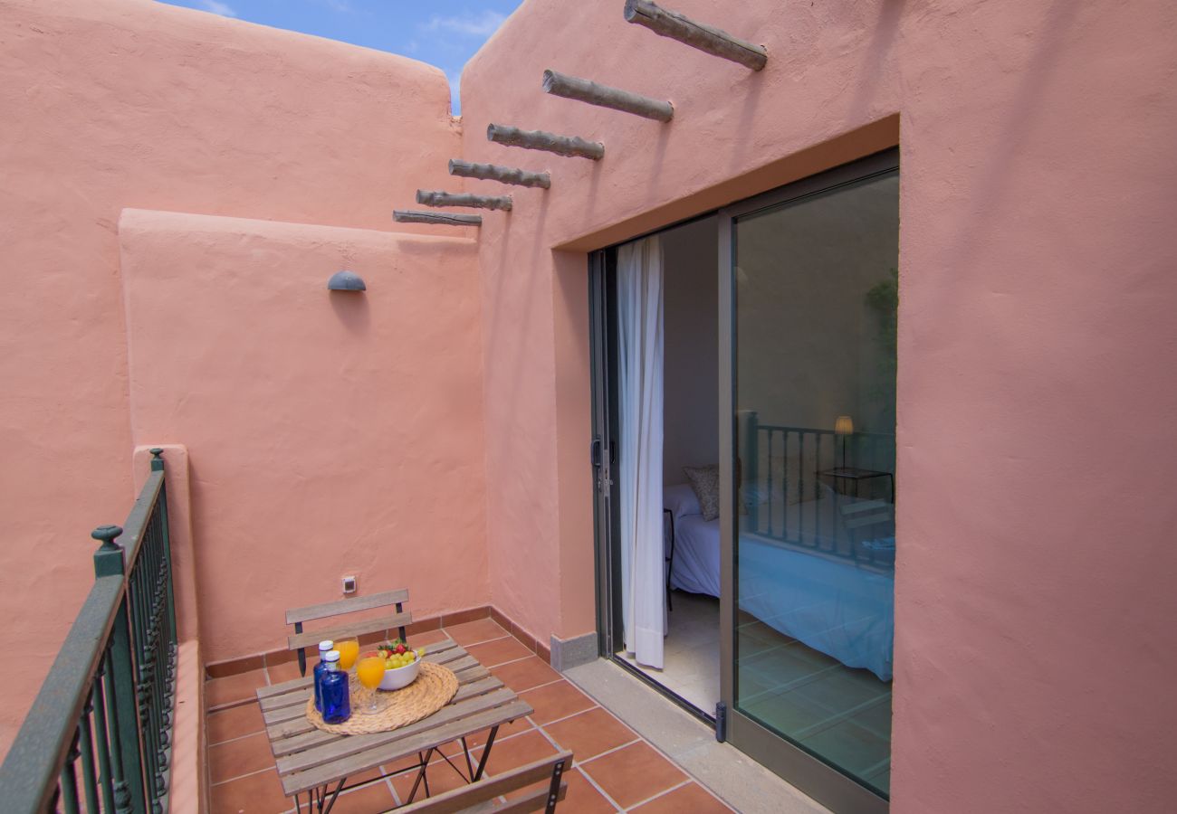 Villa en San Bartolomé de Tirajana - HomeForGuest Salobre Golf Villa, piscina, wifi, vistas impresionantes