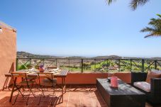 Villa en San Bartolomé de Tirajana - HomeForGuest Salobre Villa, 5PAX, WIFI, POOL, GREAT VIEWS 