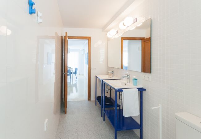 Apartamento en Playa de Gandía - PRECIOSO APARTAMENTO SITUADO EN PRIMERA LÍNEA DE PLAYA-Alquiler SOLO FAMILIAS Apartamento en Playa de Gandía - PRECIOSO APARTAMENTO SITUADO EN PRIMERA LÍNEA DE PLAYA-Alquiler SOLO FAMILIAS