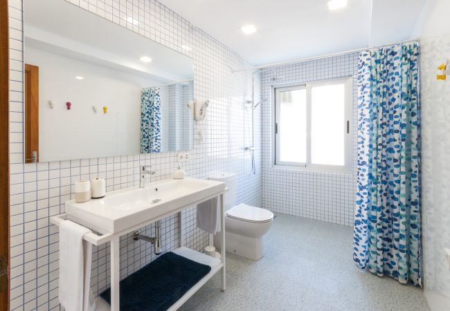 Apartamento en Playa de Gandía - PRECIOSO APARTAMENTO SITUADO EN PRIMERA LÍNEA DE PLAYA-Alquiler SOLO FAMILIAS Apartamento en Playa de Gandía - PRECIOSO APARTAMENTO SITUADO EN PRIMERA LÍNEA DE PLAYA-Alquiler SOLO FAMILIAS