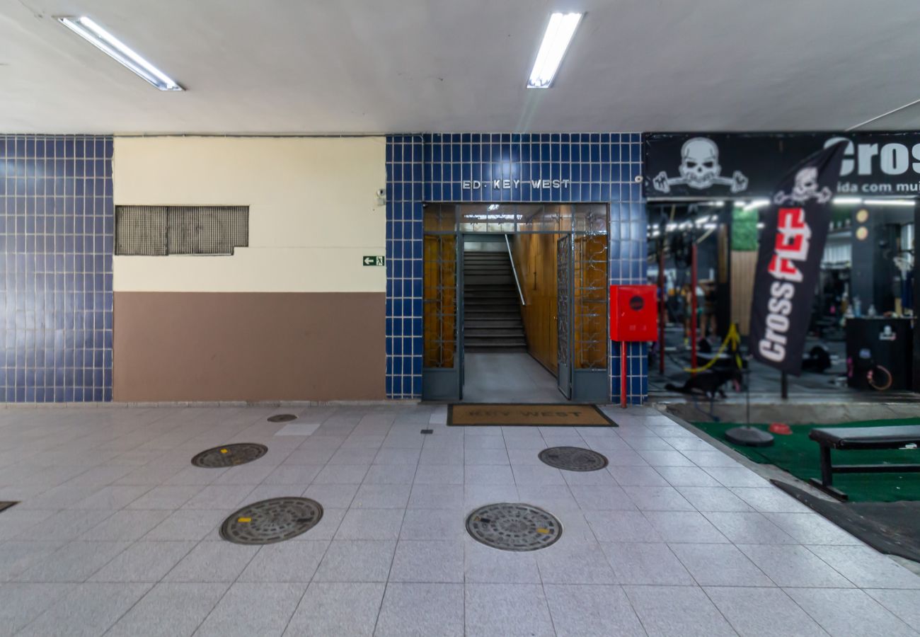 Apartamento en Rio de Janeiro - 450 meters from Leme beach | PI903