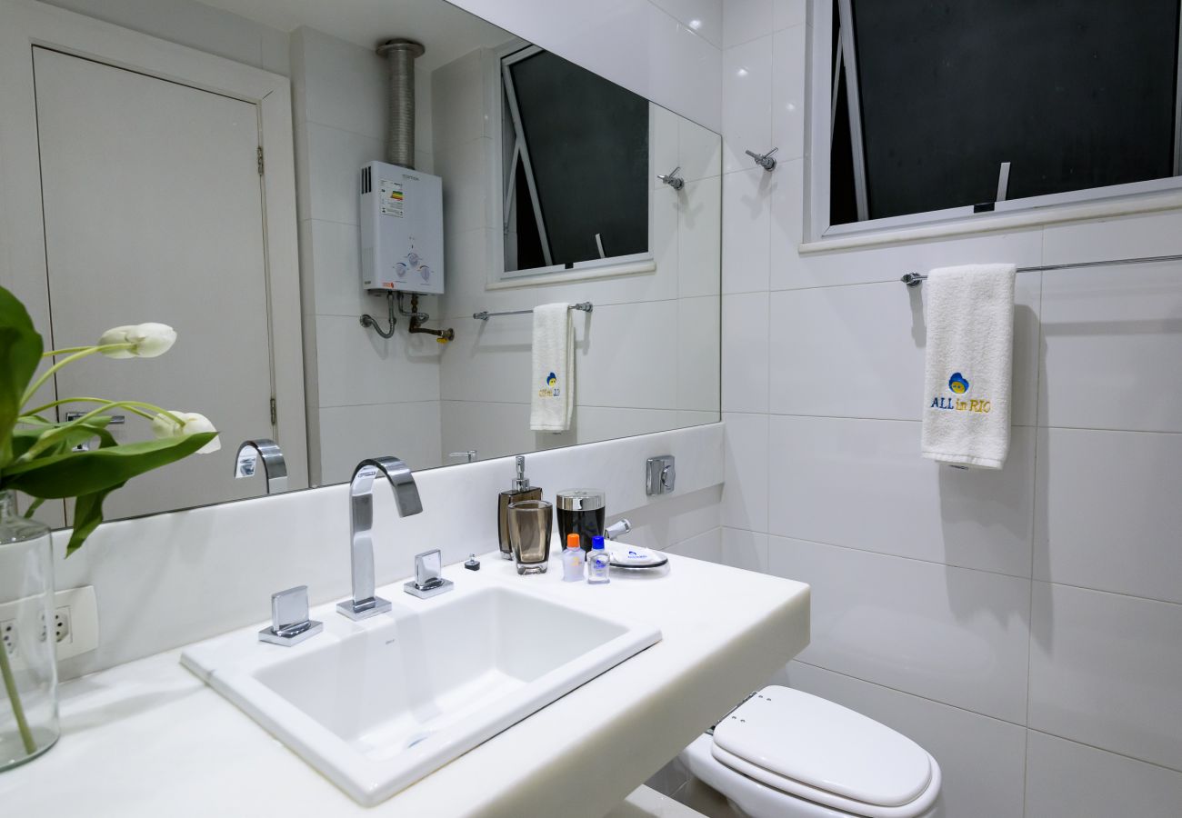 Apartamento en Rio de Janeiro - Vista lateral al mar, a 3min de la playa | PJ204