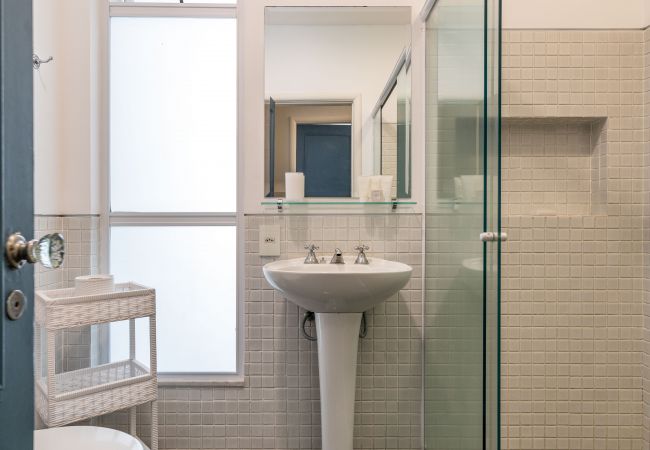 Apartamento en Rio de Janeiro - Refugio literario, cerca de Arpoador | FCO501 Apartamento en Rio de Janeiro - Refugio literario, cerca de Arpoador | FCO501