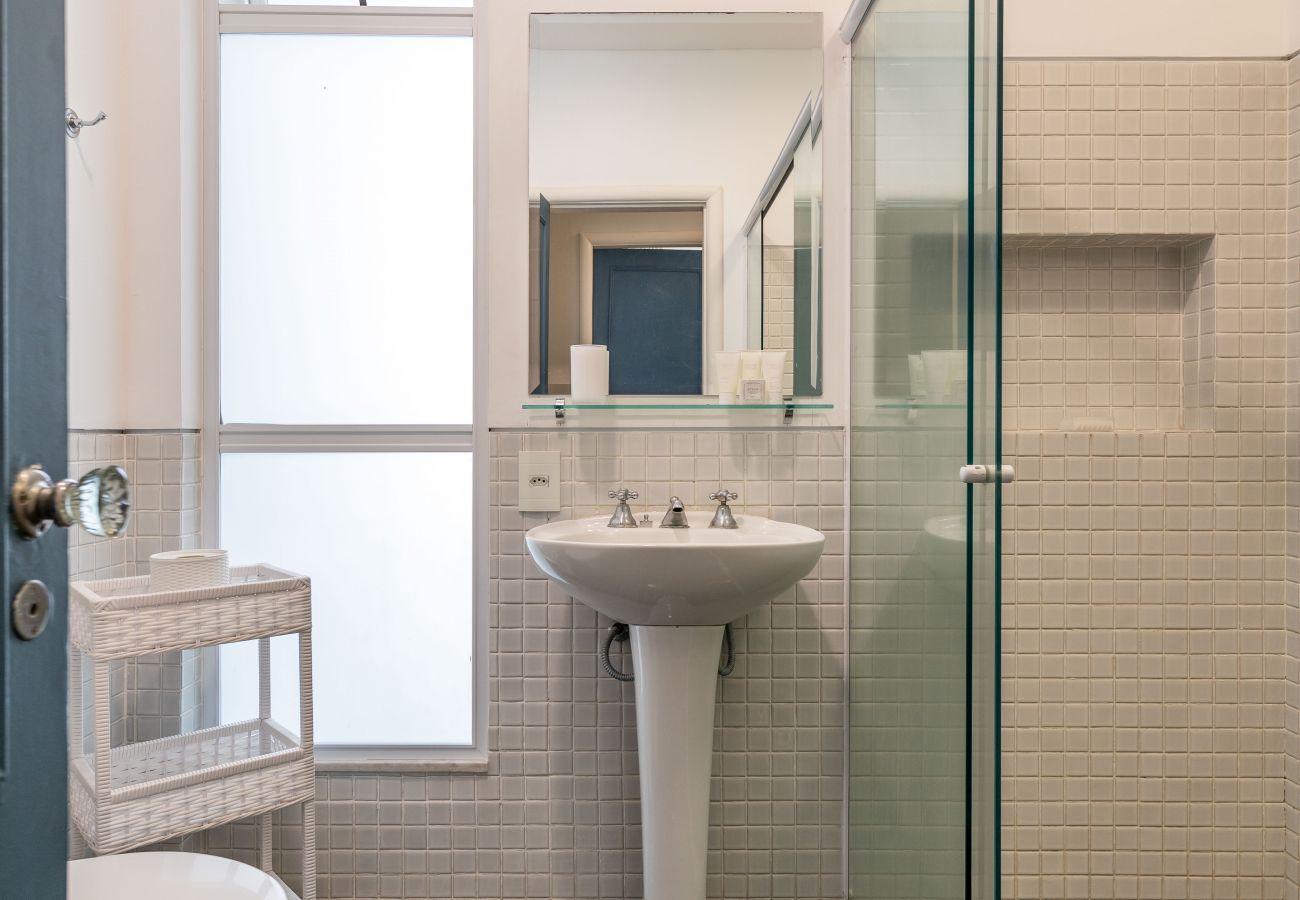 Apartamento en Rio de Janeiro - Refugio literario, cerca de Arpoador | FCO501 Apartamento en Rio de Janeiro - Refugio literario, cerca de Arpoador | FCO501