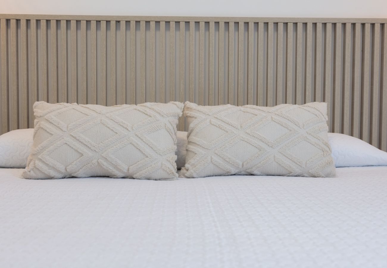 Apartamento en Playa de Gandía - Elegante Apartamento familiar de 2 dormitorios. Wifi-acaciones inolvidables frente al mar. Buen wifi para teletrabajo. -ALQUILER SOLO FAMILIAS