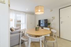 Apartamento en Playa de Gandía - Elegante Apartamento familiar de 2 dormitorios. Wifi-acaciones inolvidables frente al mar. Buen wifi para teletrabajo. -ALQUILER SOLO FAMILIAS